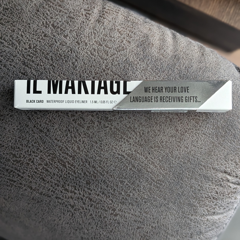 IL MAKIAGE Black Card Waterproof Liquid Eyeliner